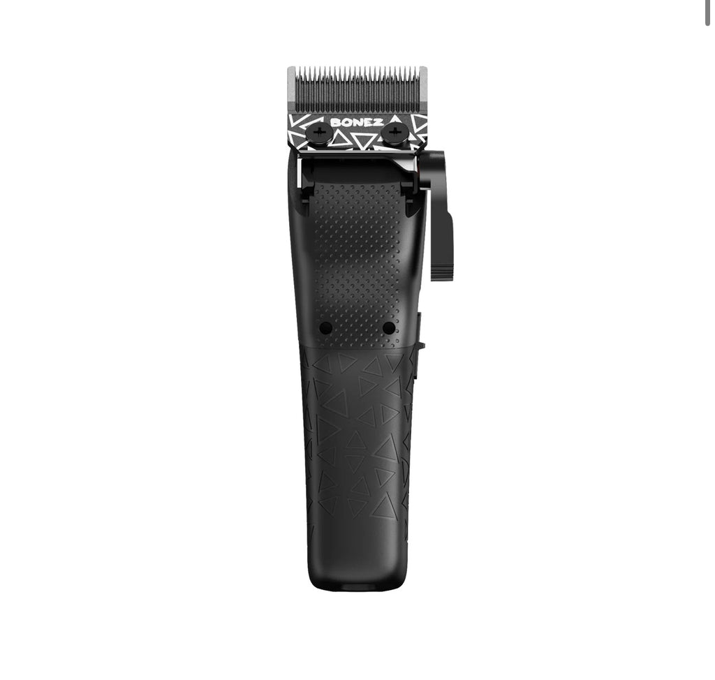PLAY MAX CLIPPER (BLACKOUT EDITION)