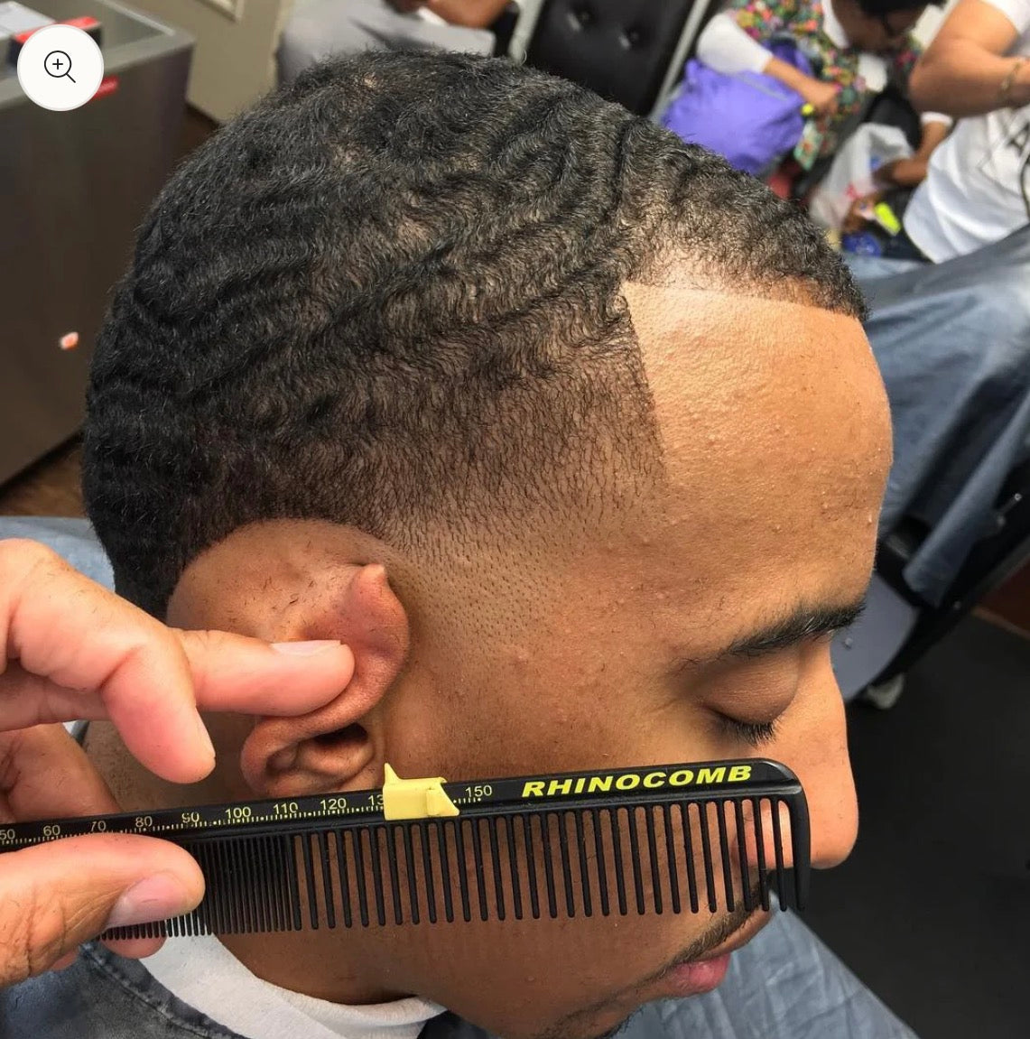 M1 Innovations RhinoComb V2.0 Carbon Fiber Precision Outlining Comb - Unlimited Barber and Beauty Supply